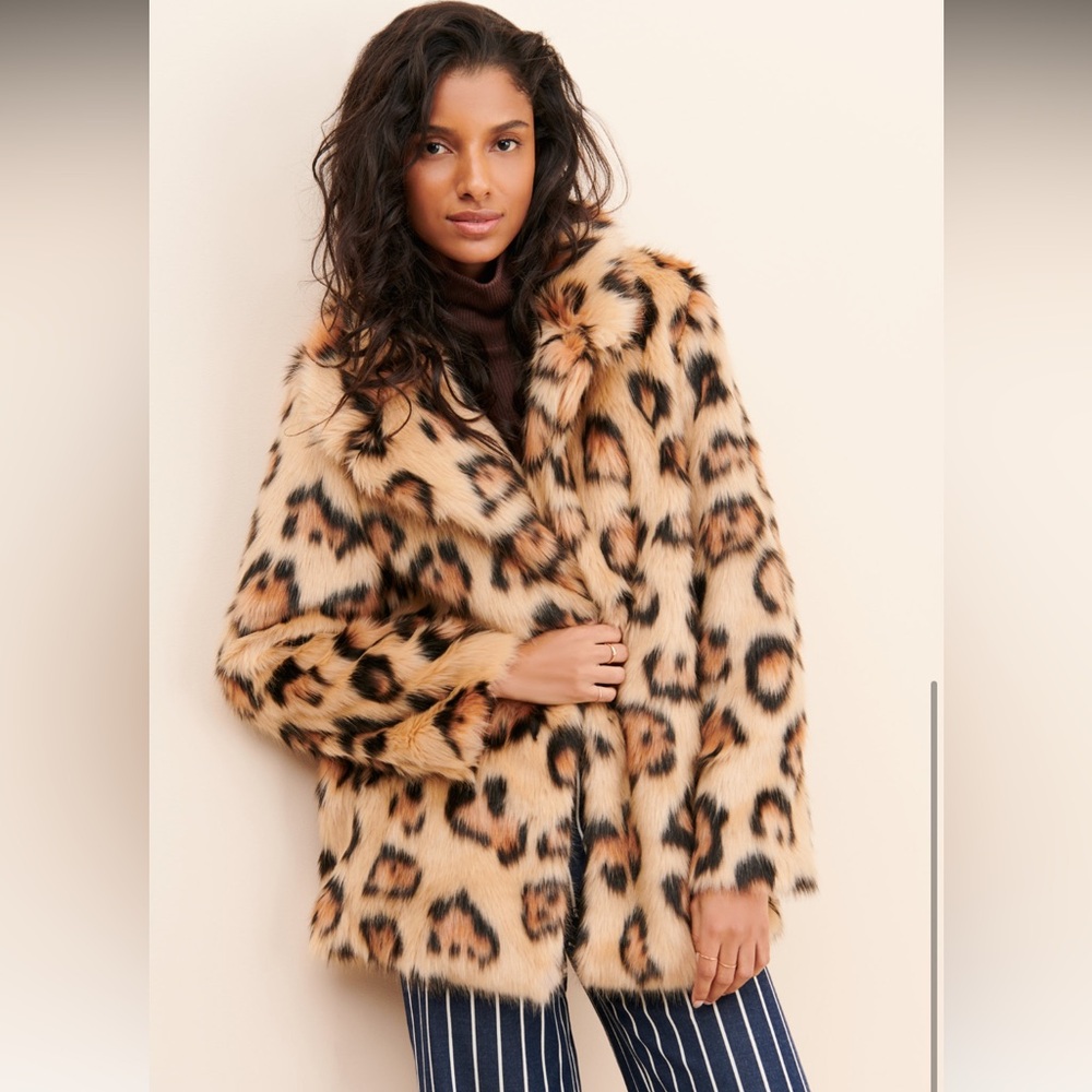 GAMOROUS Faux Fur Coat In Leopard Print